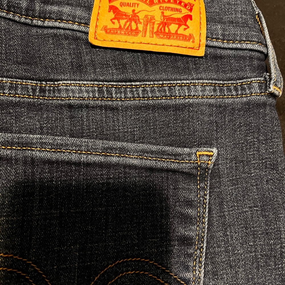 Levi's Classic Indigo Jeans-Women’s jeans